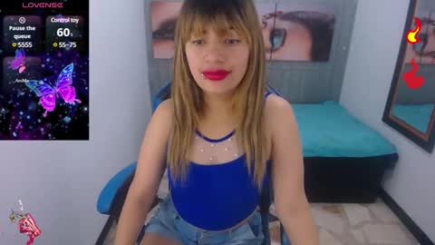 Snapshot of rihana_milan chatting on March 4, 10:35 am RIHANA online show from March 4, 10:35 am