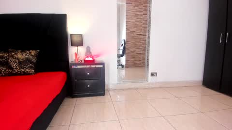 Snapshot of riley_skye_ chatting on January 30, 4:58 am RAILEY online show from January 30, 4:58 am