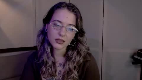 risha_laass online show from December 5, 4:12 pm