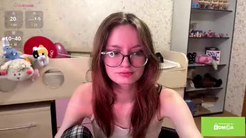 robynsentinella online show from March 5, 2:40 am