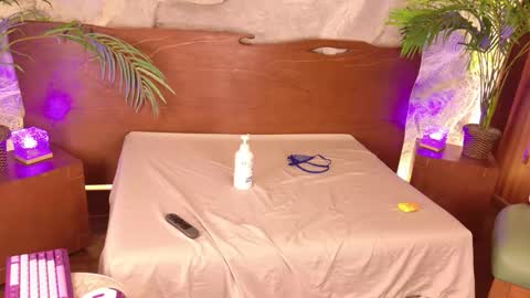 Marcela  online show from February 21, 4:30 pm