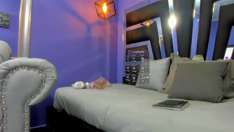 Snapshot of romina017 chatting on February 21, 1:00 pm Romi online show from February 21, 1:00 pm