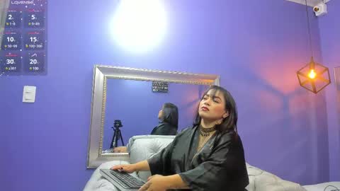 Snapshot of romina017 chatting on March 7, 1:09 am Romi online show from March 7, 1:09 am