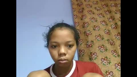 rosah225127 online show from May 22, 4:10 am