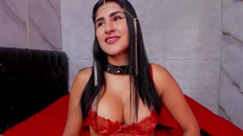 ROSALIA insta rosalia 10hoot online show from March 27, 8:31 pm