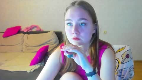 rosalina1690 online show from January 9, 3:26 am