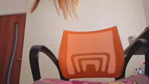 rosalina1690 online show from October 3, 7:24 am