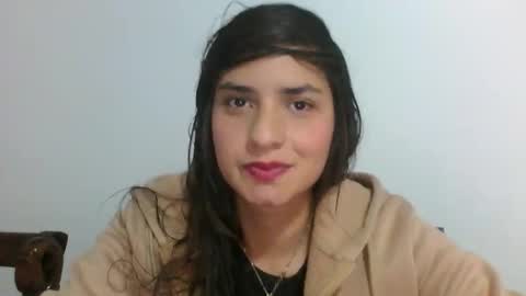 rosasvioletas online show from November 21, 8:44 pm