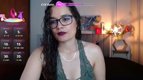 Snapshot of rose_thompson1 chatting on September 8, 2:16 pm Rose online show from September 8, 2:16 pm