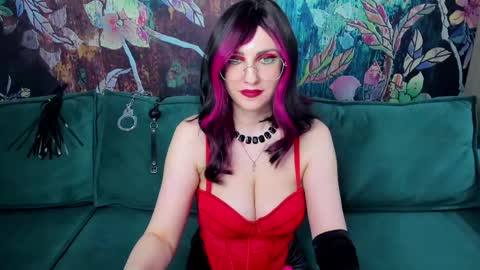 Rosebloom online show from May 12, 3:19 pm