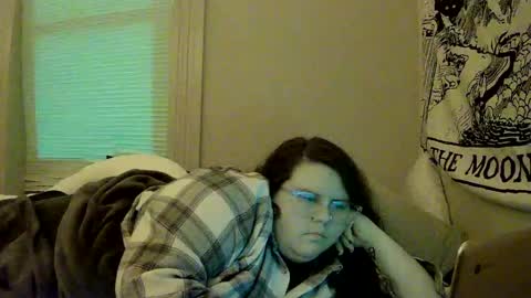 roseemeraldof online show from March 24, 3:23 am