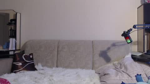 Lina online show from May 28, 3:54 pm