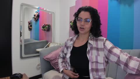     online show from December 27, 11:39 am