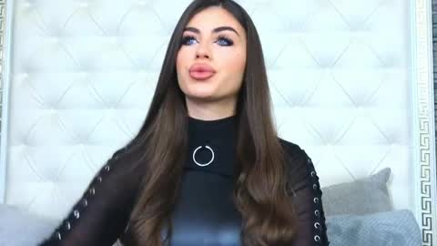 Gabriela online show from April 18, 4:26 am