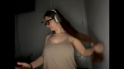 roseyla1 online show from February 15, 10:42 pm