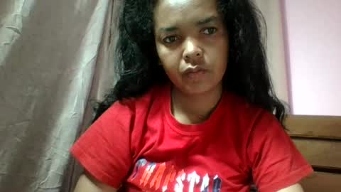 rosia685234 online show from August 2, 2:14 am