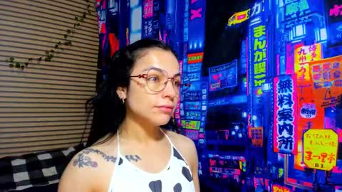 Snapshot of rosse_25 chatting on March 11, 10:07 am Would you like to help me with supplementation and sports suits so I can compete in powerlifting online show from March 11, 10:07 am
