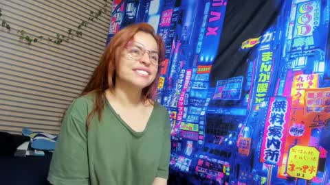 Snapshot of rosse_25 chatting on February 8, 4:14 pm Would you like to help me with supplementation and sports suits so I can compete in powerlifting online show from February 8, 4:14 pm