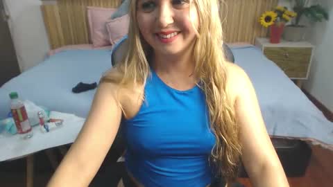 Snapshot of rosse_meyer chatting on October 4, 9:08 pm MY NAME IS ROSSE online show from October 4, 9:08 pm