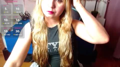 Snapshot of rosse_meyer chatting on September 8, 6:40 pm MY NAME IS ROSSE online show from September 8, 6:40 pm