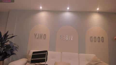 Rossie Rivers online show from January 11, 5:40 pm