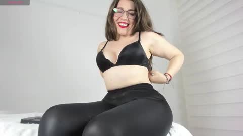  Rosie  online show from February 2, 2:54 am