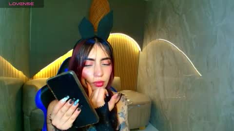 Roux  online show from February 25, 8:18 pm