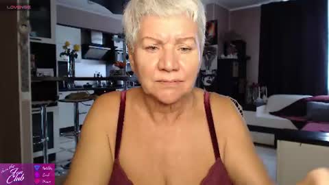 Roxana online show from July 2, 10:32 am