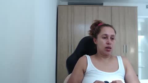 Roxana online show from November 2, 7:17 pm