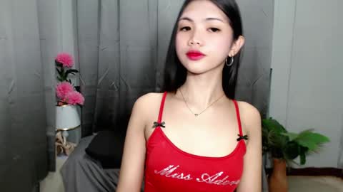 Snapshot of roxie_fuckdoll chatting on March 1, 10:53 pm Roxie online show from March 1, 10:53 pm