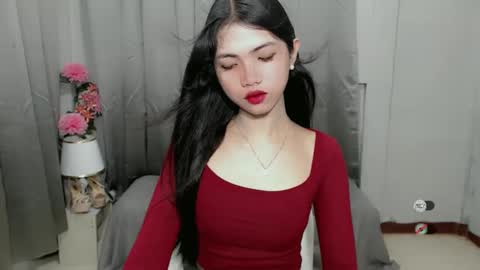 Snapshot of roxie_fuckdoll chatting on January 6, 10:26 pm Roxie online show from January 6, 10:26 pm