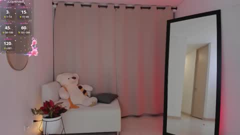  R O X I E  online show from October 7, 2:38 am