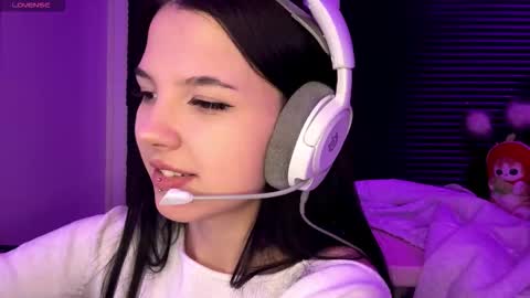 Hana online show from December 16, 3:51 pm