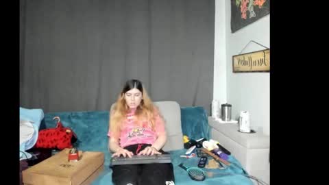 roxihazeleyes online show from January 9, 2:32 pm