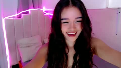 roxxy_blossom online show from March 10, 1:31 am