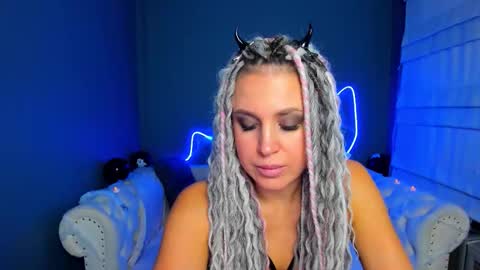 Roxy online show from October 30, 2:14 am