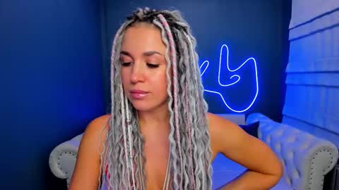 Roxy online show from October 25, 2:08 am