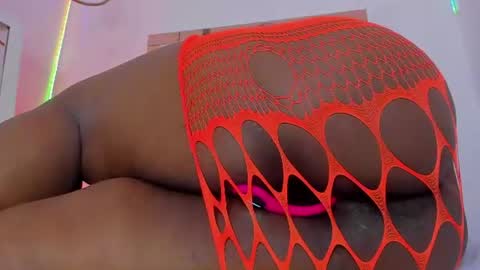 roxy_sexy69 online show from July 23, 1:58 am
