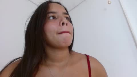 roxy_stone1 online show from November 5, 8:03 pm