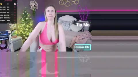 Roxy Rogerz online show from July 25, 10:00 am