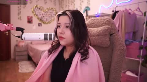 roxysuh online show from February 26, 8:02 am