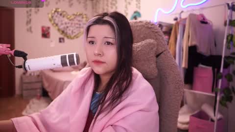 roxysuh online show from March 2, 6:58 am