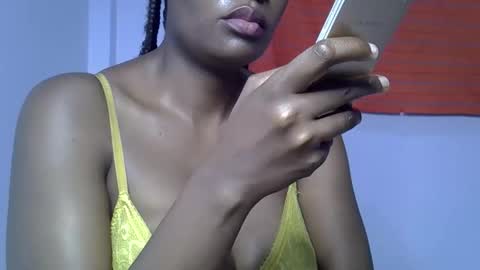 rozie34 online show from March 10, 9:41 pm