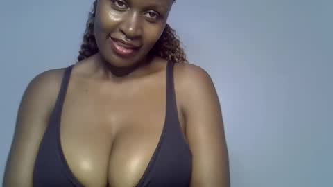 rozie34 online show from March 30, 10:42 pm