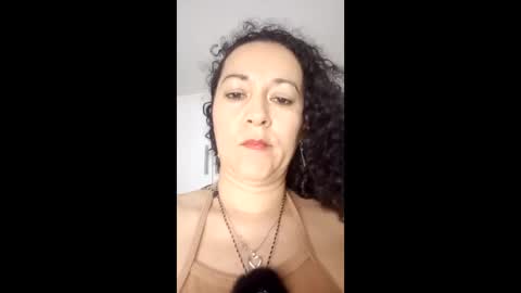 rubi curly online show from December 22, 12:03 am