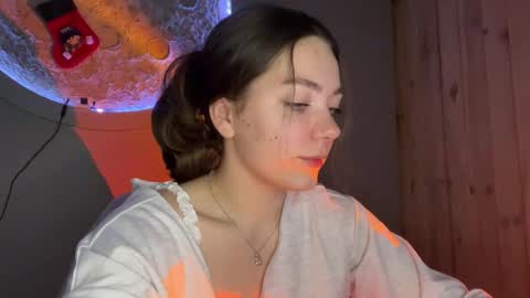 AYSHE online show from February 12, 9:05 pm