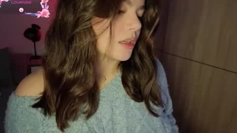 Lorenn online show from November 10, 5:19 pm