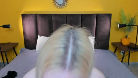 ruthbryant online show from May 16, 2:03 am