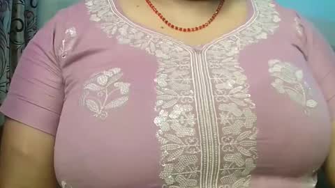 HotLovers online show from December 17, 6:17 am