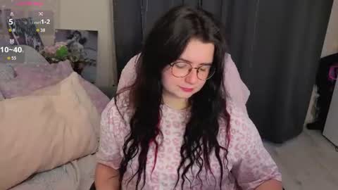 Kate online show from July 20, 6:30 pm